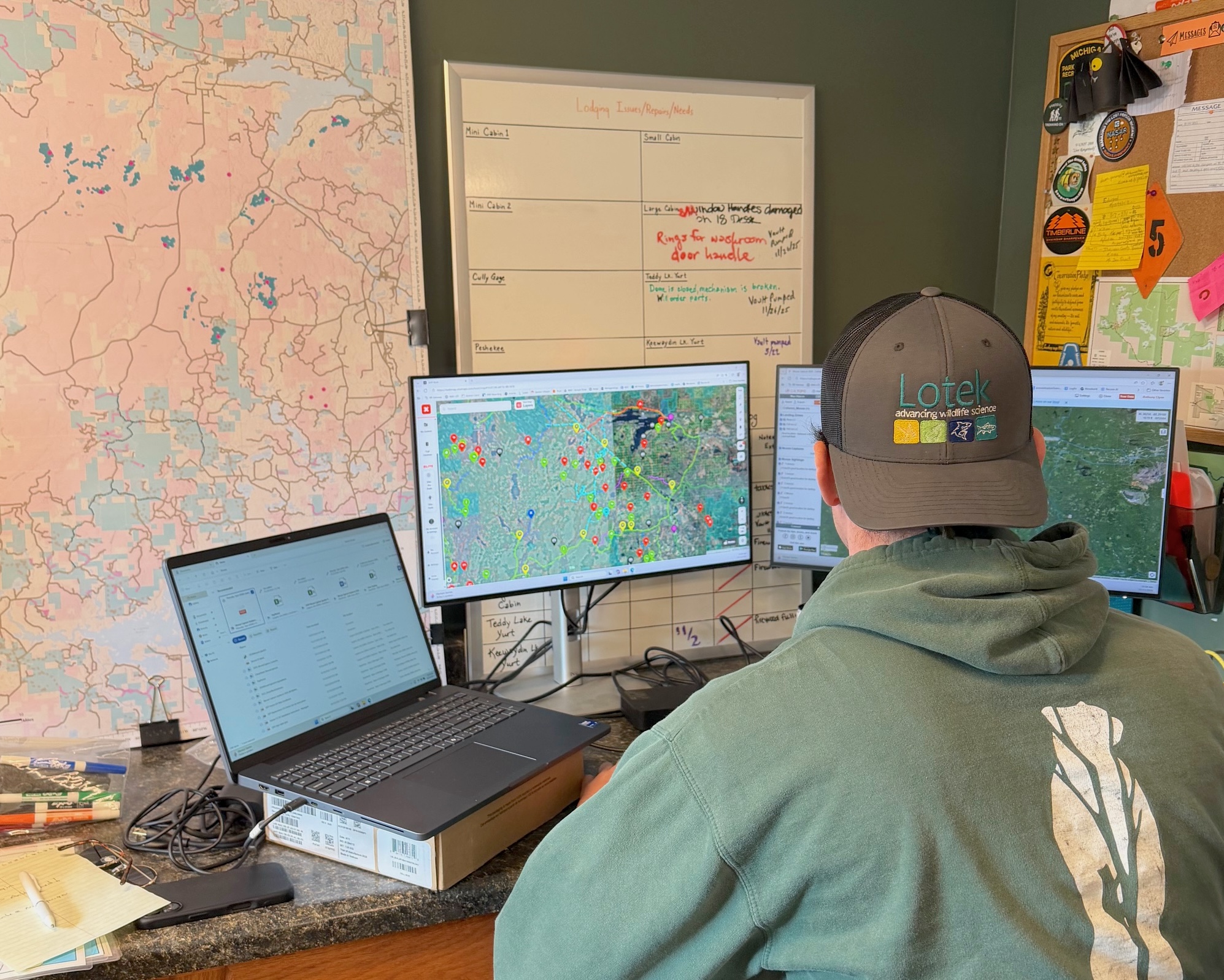 Master's student Anthony Clyne coordinated communications between spotter plane pilots, aerial crews, and snowmobile crews to support capture operations.