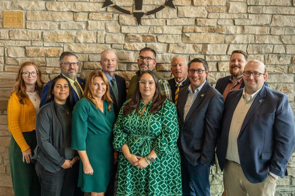 The full Alumni Advisory Board.