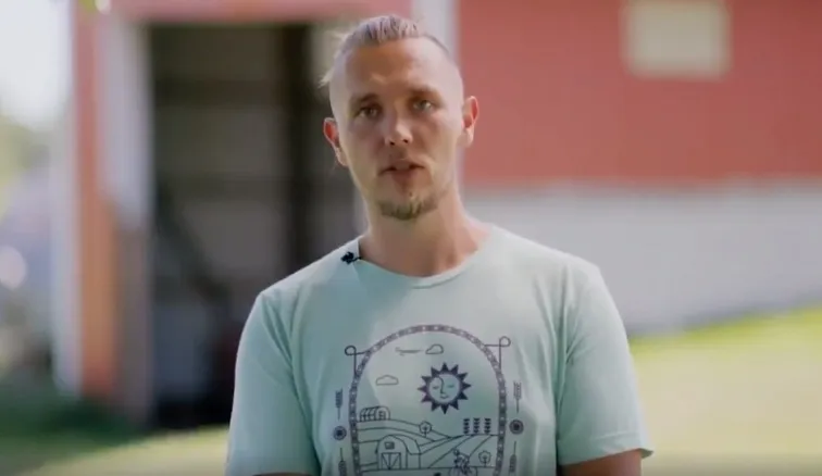 Adamski (screen shot)