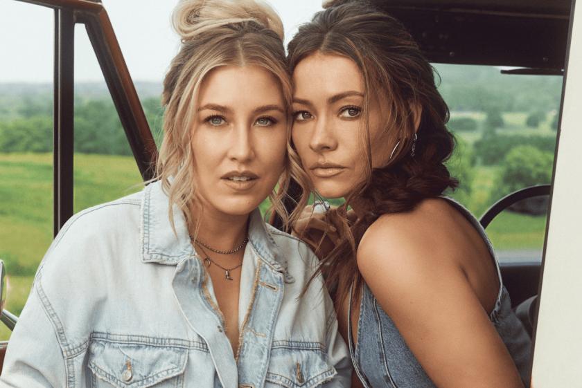 Maddie & Tae