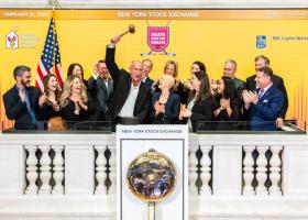 Laidlaw (with the gavel) at the NYSE