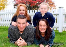 Lockhart and her family (Frazzini Photography)