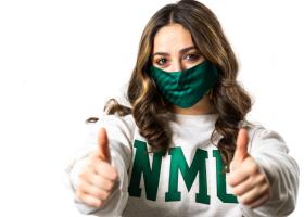 Student wearing mask