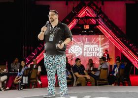 Digneit speaking after accepting his award at the Future Festival World Summit