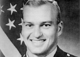 NMU alumnus Lt. Col. Kip Taylor was killed on 9/11, aftet terrorist hijacked American Airlines Flight 77 and flew it into the Pentagon, where Taylor worked.
